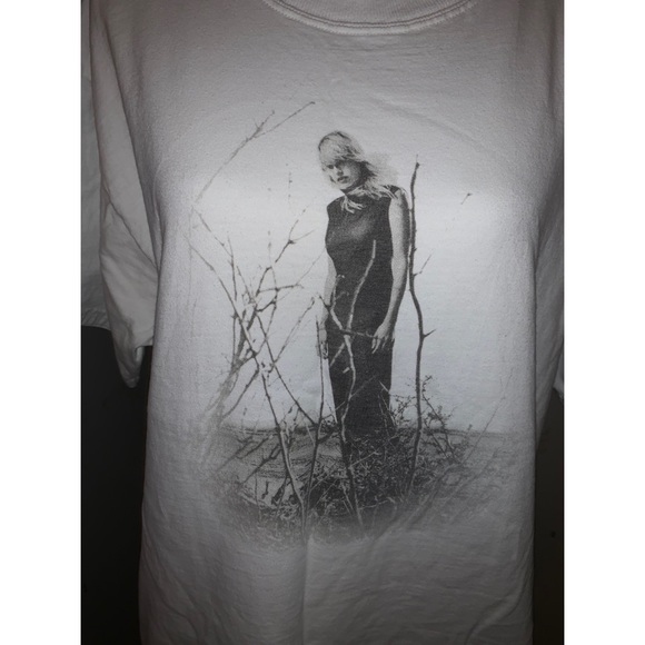 Men’s Gold Basicss Label Short Sleeve 🖤 - Picture 4 of 8